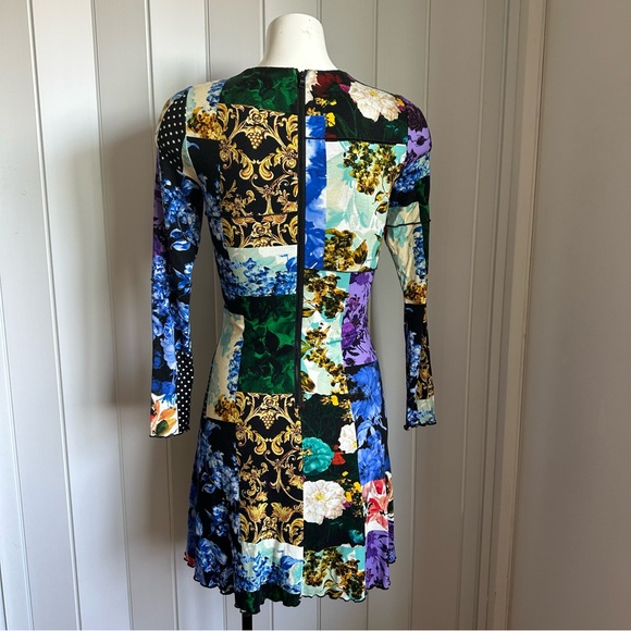 🌸SOLD🌸Alice + Olivia Delora Petals Patchwork Fitted Mini Dress - Picture 10 of 11
